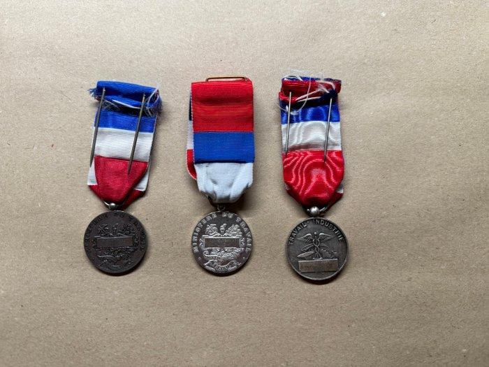 France. 3x Ehrenmedaille der Arbeit – Silber (Argent) – A., Postzegels en Munten, Munten en Bankbiljetten | Toebehoren