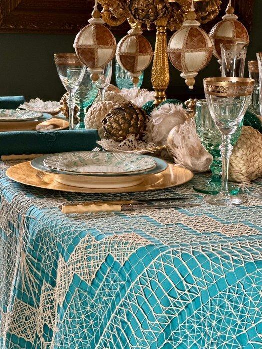 Magnifieke kantenmantel, prachtig handwerk. - Tafelkleed -, Antiquités & Art, Curiosités & Brocante