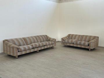 Poltrona Frau - Sofa - Hout, Textiel - Set van twee banken
