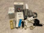 Nintendo - Wii + accessoires and 7 videogames - Spelcomputer, Games en Spelcomputers, Spelcomputers | Overige Accessoires, Nieuw