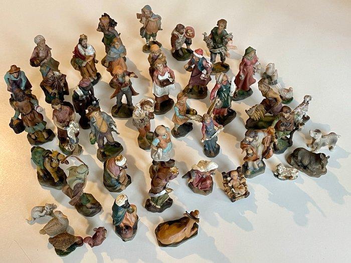 Kerstbeeldje (48) - Aardewerk - Italiaanse Kerststal, Diversen, Kerst