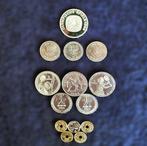 Mixed lot of 14 Olympic Medals/ with silver -, Nieuw