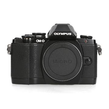 Olympus OM-D E-M10 Mark I beschikbaar voor biedingen