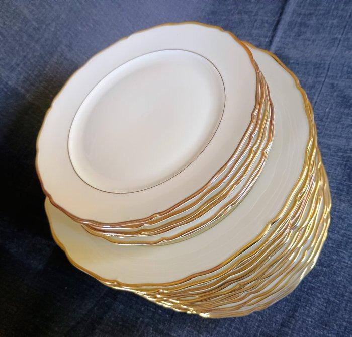 Seltmann Wieden Bavaria - Tafelservies (24) - Bordo oro -, Antiek en Kunst, Antiek | Meubels | Tafels