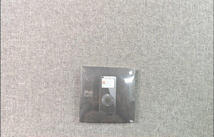 Apple - iPod nano First generation – 2GB – Brand new in, Games en Spelcomputers, Spelcomputers | Overige Accessoires