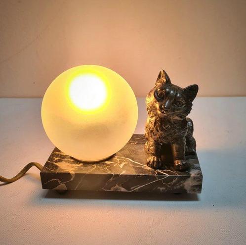 Lampe - Bronze, Marbre, Régule - Veilleuse Le Chat, Antiek en Kunst, Kunst | Designobjecten