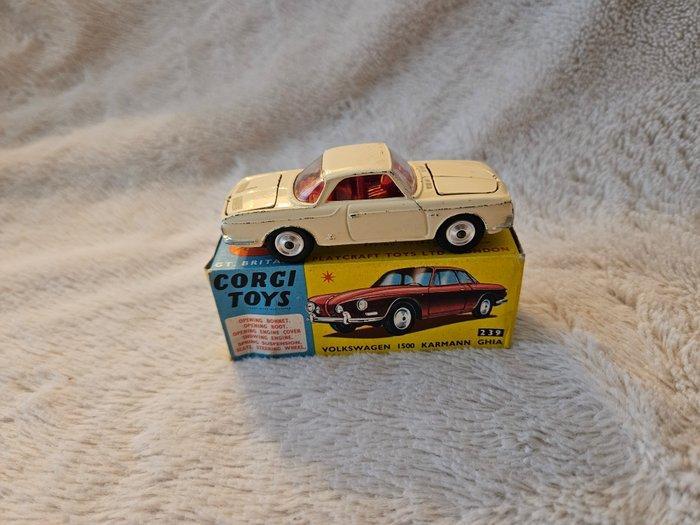Corgi 1:43 - Modelauto - Corgi Toys 239 Volkswagen 1500, Hobby en Vrije tijd, Modelauto's | 1:5 tot 1:12