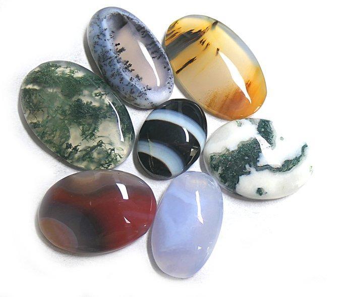 Verschillende cabochons van 100% natuurlijke Agaten, Verzamelen, Mineralen en Fossielen