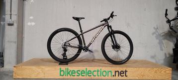 Mountainbike | Specialized Rockhopper Elite | - 49% | 2024 beschikbaar voor biedingen