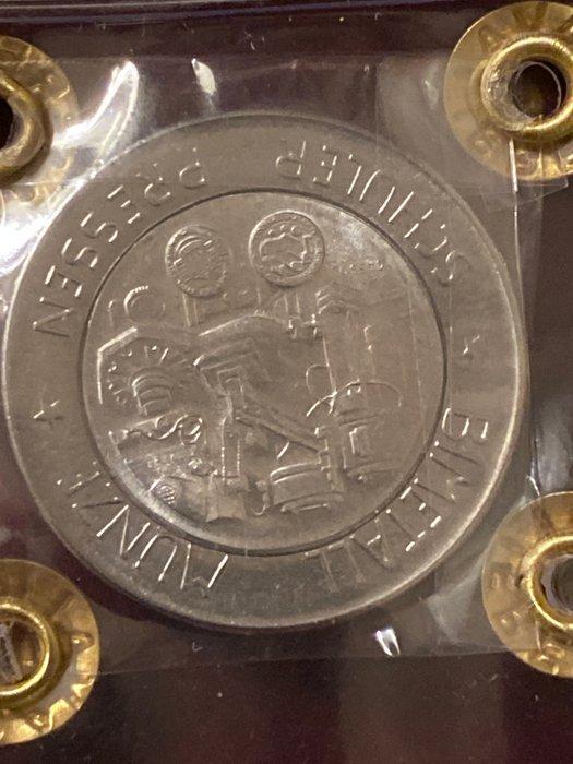 Italië, Republiek 500 Lire 1988 Schuler Pressen, Postzegels en Munten, Munten | Europa | Niet-Euromunten