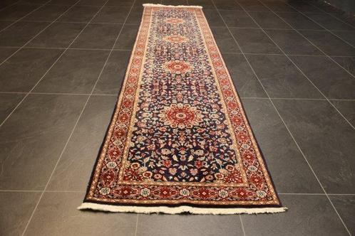 Fijn China Isfahan - Loper - 355 cm - 81 cm, Huis en Inrichting, Stoffering | Tapijten en Vloerkleden