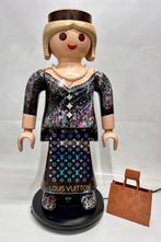 Vanessa Fodera (1981) - LOUIS VUITTON - PLAYMOBIL XXL / DANS