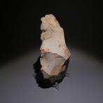Neolithisch Big Flint. 13,5 cm L. Mes - 5000 v.Chr. Bijl