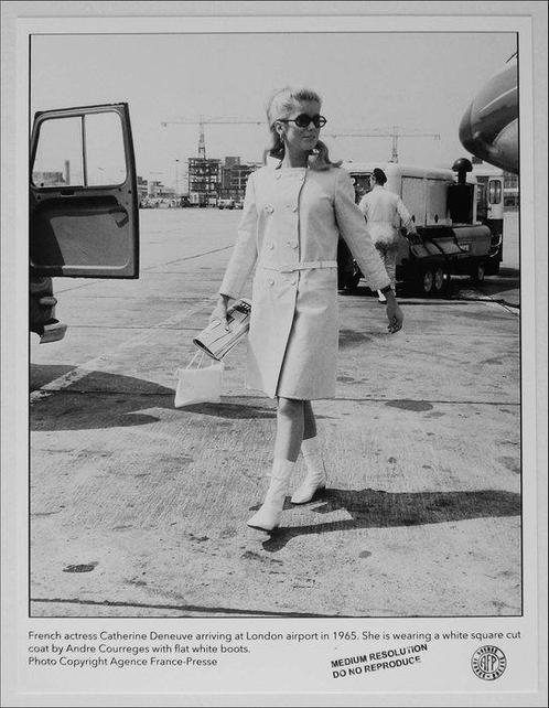Photography Agence France-Presse - Catherine Deneuve, Antiek en Kunst, Kunst | Designobjecten