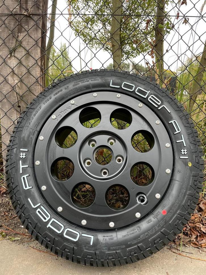 Loder AT 235/60R17 en Delta Klassik B 17 ET45 5x120, Auto-onderdelen, Banden en Velgen, 17 inch, All Season, 235 mm, Bestelwagen