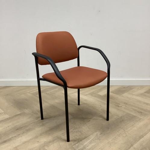Tweedehands kantinestoel / vergaderstoel, oranje - zwart, Huis en Inrichting, Stoelen, Zwart, Gebruikt, Eén