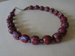Ketting met 20 mooie, terra cotta kleurige oude kralen uit