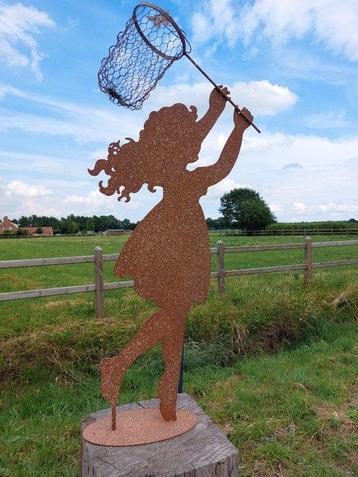 Beeld, garden statue silhouette of girl with butterfly net - beschikbaar voor biedingen