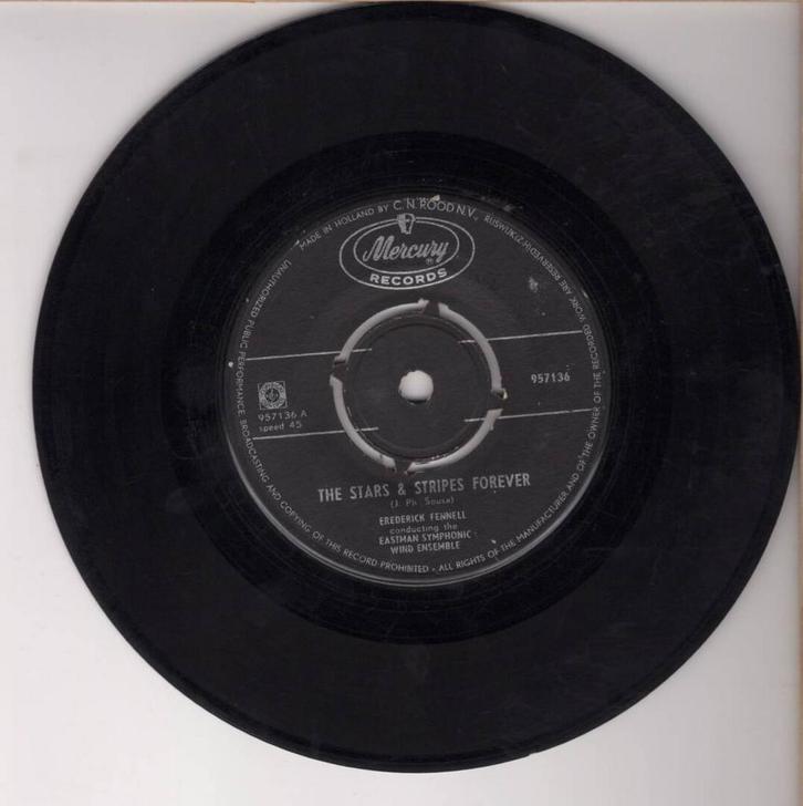 Frederick Fennell – The Stars & Stripes Forever / El Capitan, CD & DVD, Vinyles Singles, Enlèvement ou Envoi