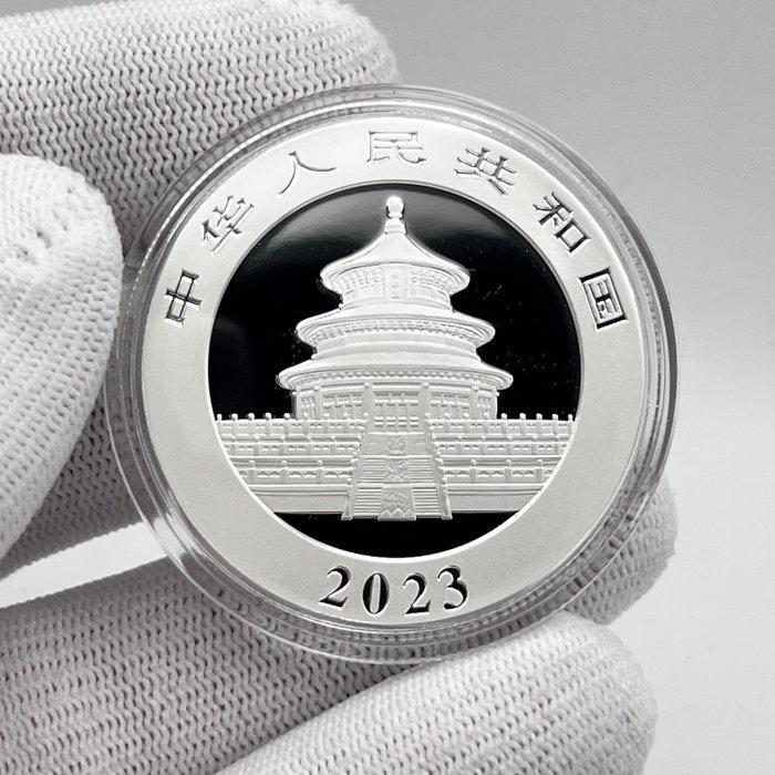China. 10 Yuan 2023 Chinese Panda – 30g .999 Silver –, Postzegels en Munten, Munten | Europa | Niet-Euromunten
