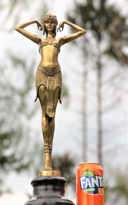 Beeld, scarab dancer - 50 cm - bronze marble, Antiek en Kunst, Kunst | Designobjecten