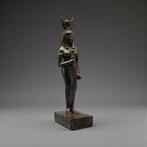 Replica van het oude Egypte Beeld van godin Isis die een