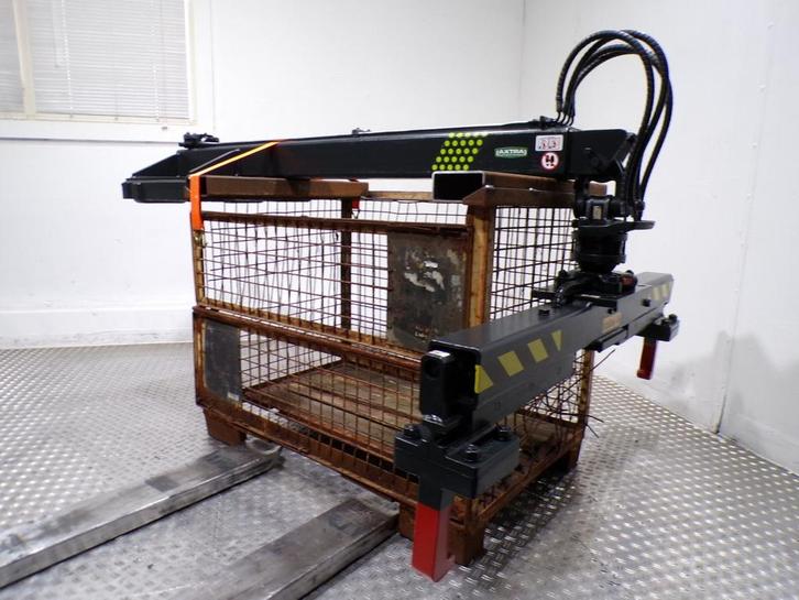 Stabau roterende bakkenklem met kraan (OUTLET), Articles professionnels, Machines & Construction | Chariots élévateurs & Transport interne