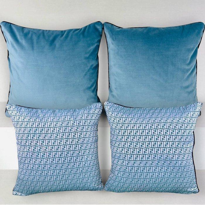 Fendi Casa Nieuwe set van vier - Kussen, Antiquités & Art, Tapis & Textile