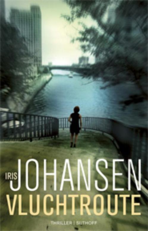 Vluchtroute 9789021836065 Iris Johansen, Boeken, Thrillers, Gelezen, Verzenden