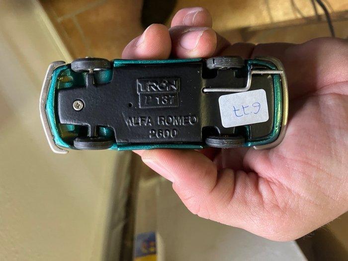 Tron 1:43 - Modelauto (2) - Alfa Romeo Spyder, Hobby en Vrije tijd, Modelauto's | 1:5 tot 1:12