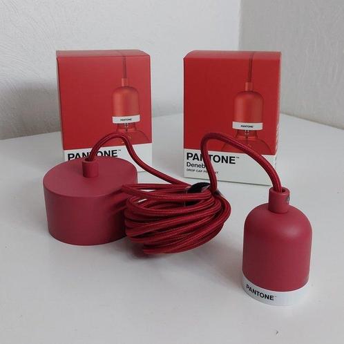 Pantone - Plafondlamp (8) - Deneb - Metaal - 8 stuks - Geen, Antiek en Kunst, Antiek | Verlichting
