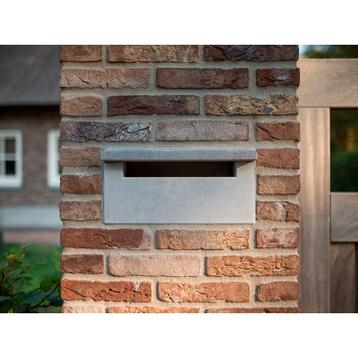 Brievenbussen hardsteen Hardstenen inbouw brievenbus beschikbaar voor biedingen