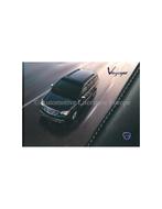 2011 LANCIA VOYAGER HARDCOVER BROCHURE ENGELS, Ophalen of Verzenden