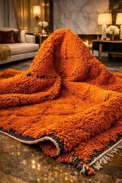 “Fire of the Atlas Mountains” - Handwoven Wool - Vloerkleed, Huis en Inrichting, Stoffering | Tapijten en Vloerkleden