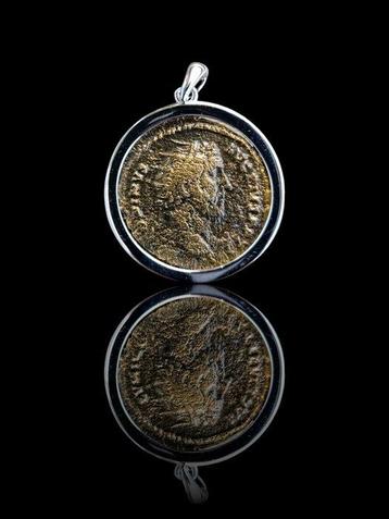 Romain antique, Empire Bronze Pendentif en forme de monnaie