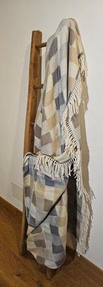 Grote exclusieve plaid in een mix van katoen Ecru, Visone en, Antiek en Kunst