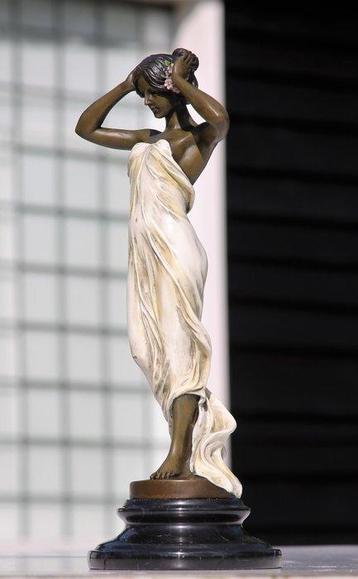 Statue, lady hair - 35 cm - marbre de bronzage