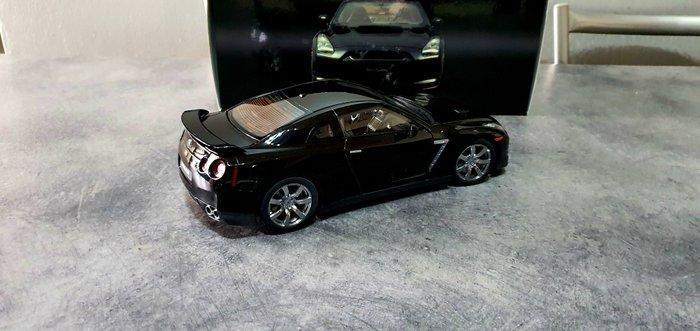 Kyosho 1:18 - Model coupé - Nissan GT-R R35, Hobby en Vrije tijd, Modelauto's | 1:5 tot 1:12