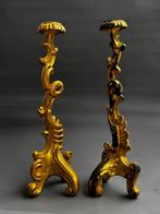 Kaarsenhouder (2) - Verguld hout - Rococo driepoot, Antiek en Kunst