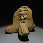 Oud-Grieks Terracotta Silene Head van een vuurpot. 4e eeuw
