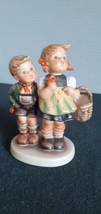 Goebel - Beeldje - Prachtige Hummel in originele doos - TMK7, Antiek en Kunst