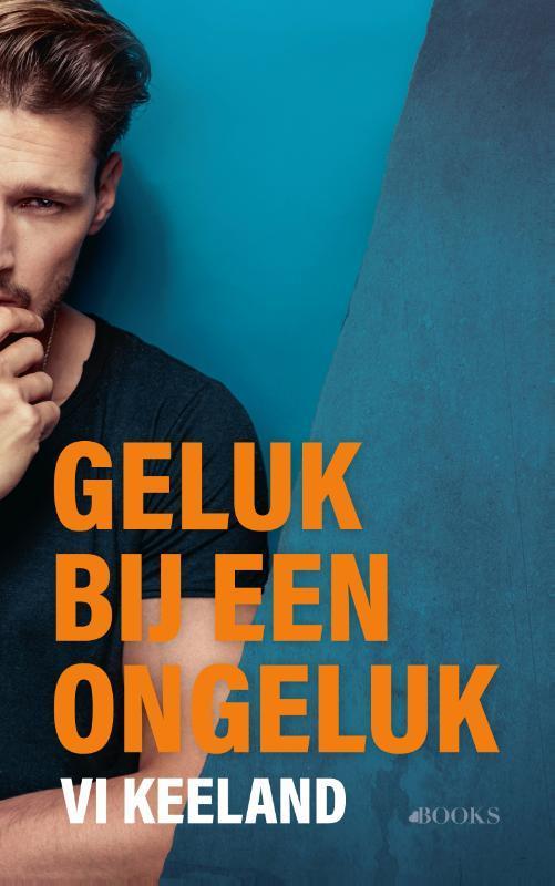 Geluk bij een ongeluk 9789021420943 Vi Keeland, Boeken, Romans, Gelezen, Verzenden