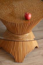 John & Eleanor McGuire (in the style) - Eettafel - Bamboe