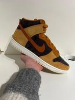 Nike - Dunk High - Sneakers - Maat: EU 45 - Nieuw met tags