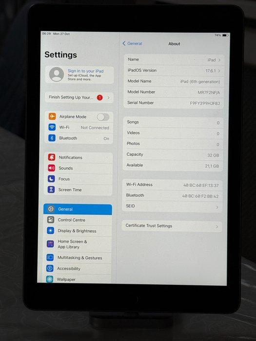 Apple iPad (6th generation) iPad 6th Gen (2018) 9.7, -, Games en Spelcomputers, Spelcomputers | Overige Accessoires