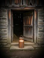 Kruik - art populaire - koperachtig metaal - Melkkan