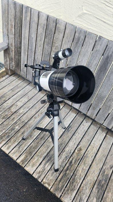Astronomical telescope - F30070M - 2025 - China, Verzamelen, Foto-apparatuur en Filmapparatuur