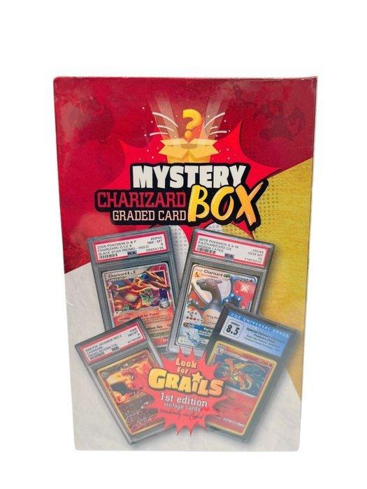Pokémon Mystery box - Charizard Graded Card - Various sets, Hobby en Vrije tijd, Verzamelkaartspellen | Pokémon