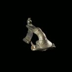 Oud-Romeins Zilver Fibula, Knie-speld-type