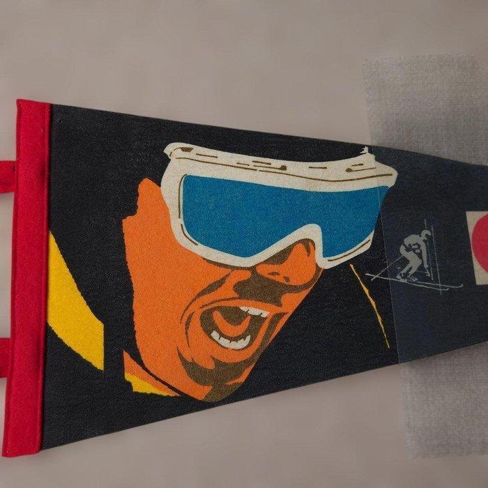 Wimpel - Official Pennant — Sapporo Winter Olympics 1972 —, Verzamelen, Overige Verzamelen
